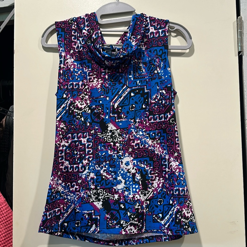 80s print Tahari top